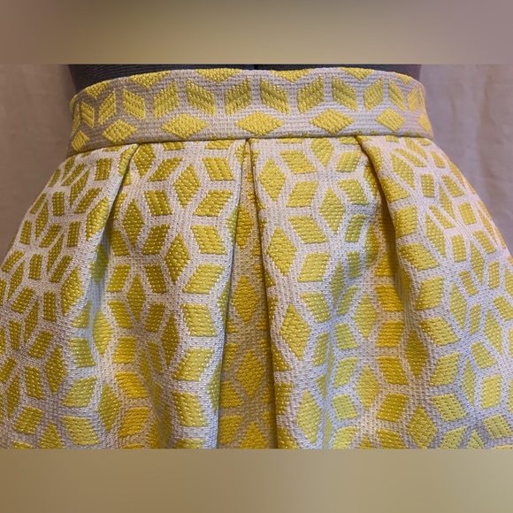 ☀️ Sunshine yellow Anthropologie Hutch Lemon Zest skirt with POCKETS☀️ - Picture 6 of 14